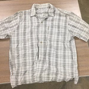 Men’s Columbia button down shirt